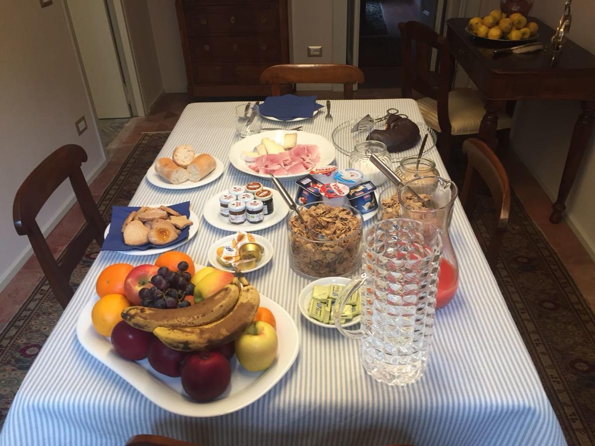 Bed and Breakfast Casa Sironi Tortona Exterior foto